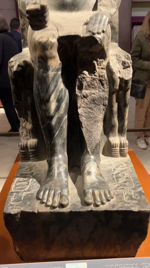 Seated diorite statue of Pharaoh Khafre, builder of the second pyramid of Giza,  Stock Footage 313989190