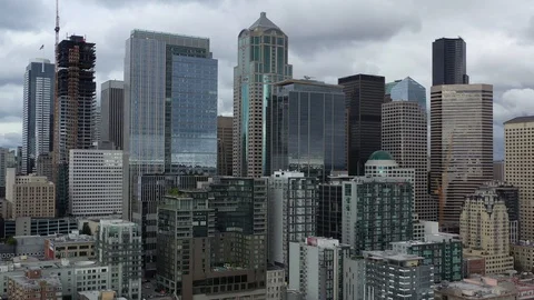 Seattle Aerial Pullback Stock Footage 125775305