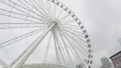 Seattle Great Wheel 5 Stock Footage 106880923