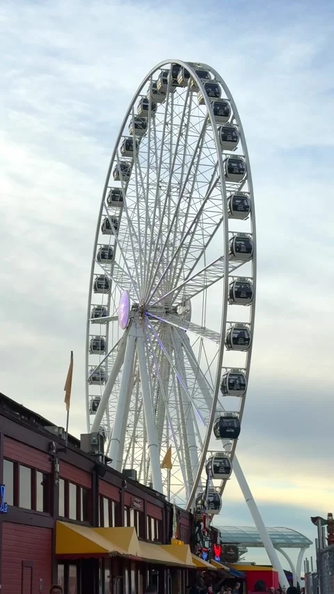 Seattle Great Wheel, WA Stock Footage 339080577