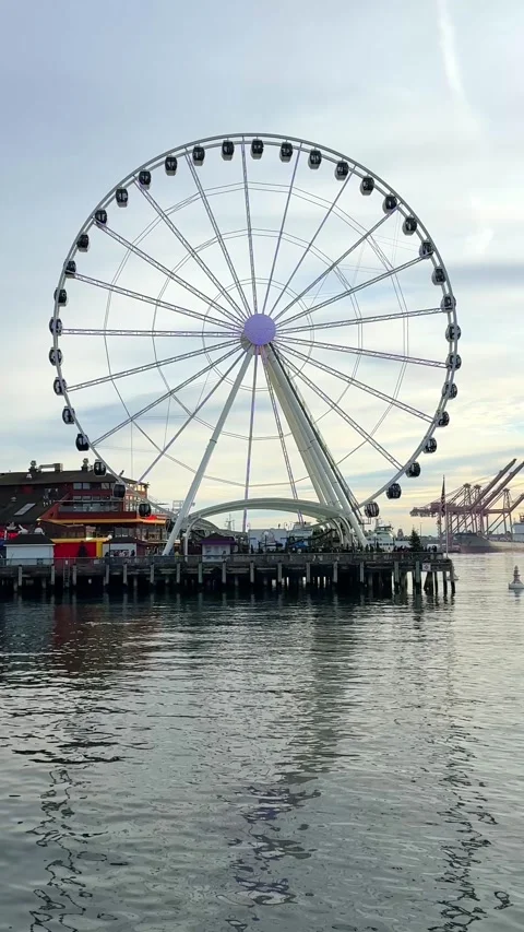 Seattle Great Wheel, WA Stock Footage 339080633