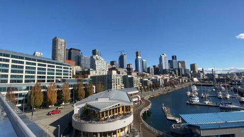 Seattle Pier 66 view pan right Stock Footage 117548494
