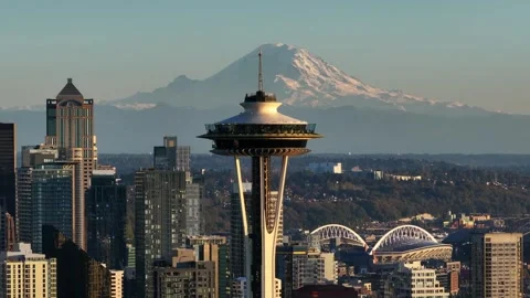 Seattle, USA-Oct 25th, 2025: Aerial view of the city skyskcraper landmark Vídeos de archivo 330854170