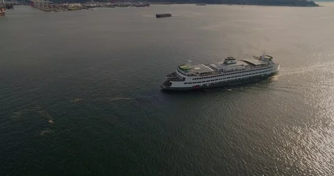 Seattle Waterfront Ferry 1 Video stock 111725287