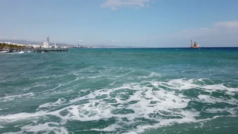 Seaview of the city Stockbeeldmateriaal 148480602