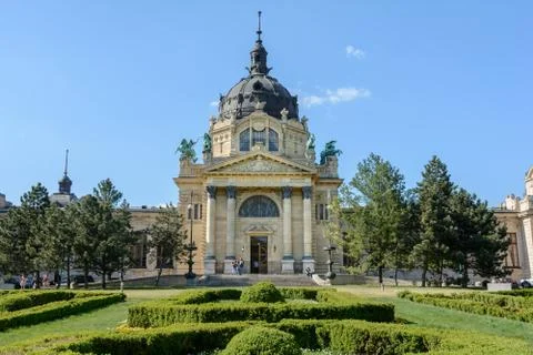 Secheni Bathhouse is the largest bath complex in Budapest and Europe. Medical Foto stock