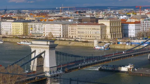 Secheni chain bridge on danube. Stock Footage 254032015