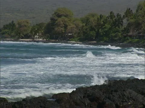 Secluded Bay with Homes 스톡 동영상 22244699