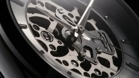 Second arrow running on the skeleton clockface Stock-Footage 152079129
