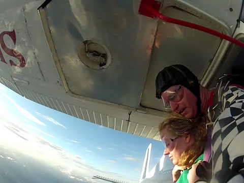 Second Dive POV Video stock 24674911