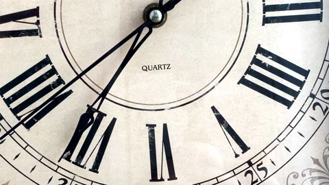 The second hand goes in a circle Video stock 168183580