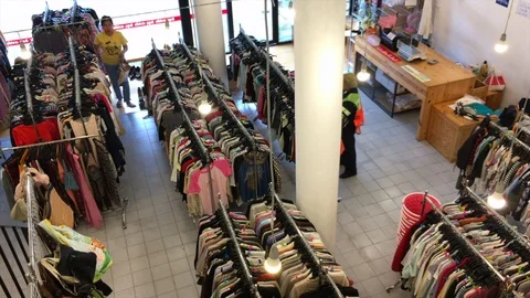 Second hand shop in Bangkok 스톡 동영상 116108006