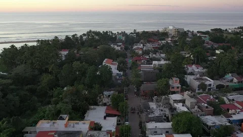 The second home for this community is beach Видео 122625480