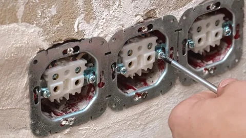 Secure And Stable Assembly Through Controlled Screw Tightening Process Video stock 328521405