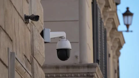 Security camera fixed on Rome building in historic city center Video stock 306320380