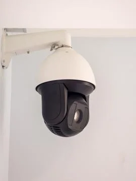 Security CCTV camera or surveillance system in office building Foto stock