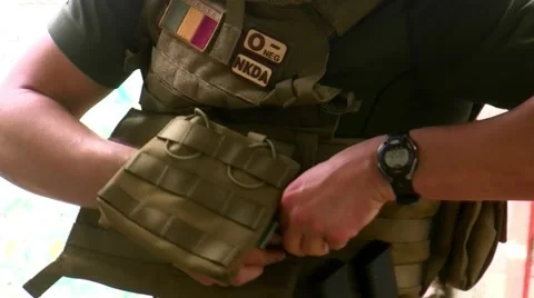 Security contractors Stockbeeldmateriaal 41117319