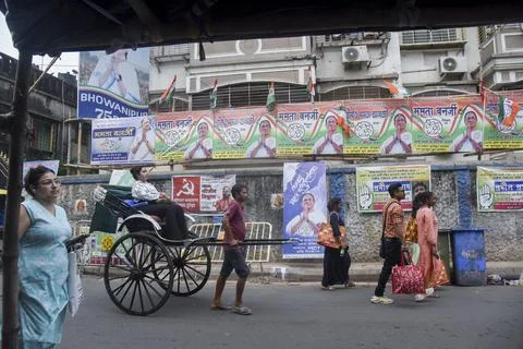Security Deployed in Kolkata India Stock Photos