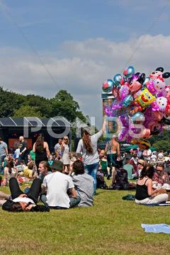 Sefton Park, Liverpool, Uk June 6, 2014. Crowd Enjoying The Annual African O