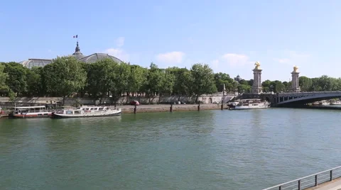 The Seine river in Paris Stock Footage 51395627