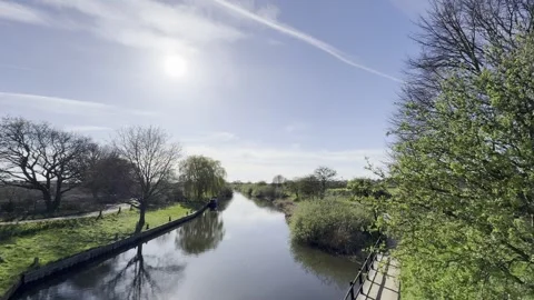 Selby Canal Видео 334246786