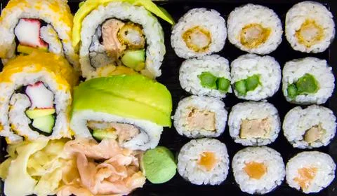 Selection os different kind of sushies Images gratuites