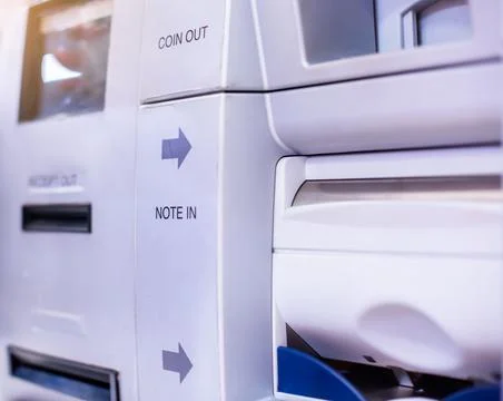 Selective focus to automatic payment machine. Фото