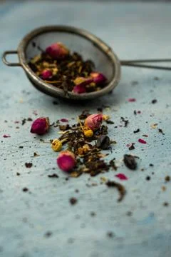 Selective focus, green leaf tea with roses Stock Photos
