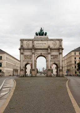 Selective focus, main gate, arch of Germany, Munich Foto stock