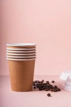Selective focus. paper cups for hot drinks Stock Photos