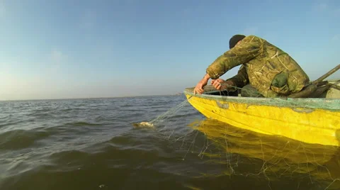 Selects a fishing net Video stock 36558284