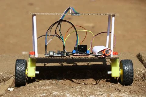 Self balancing robot made using sensors, BO motor or gear motors 스톡 사진