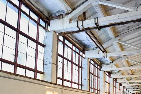 Self destructing membranes of explosive production, ceilings with system of i Foto stock