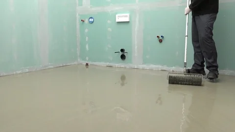 Self leveling screed Stock Footage 111951154