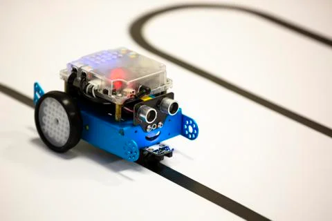Self-made robot by student Start Foto stock