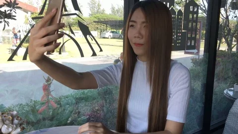 Selfie in cafe 스톡 동영상 78626704