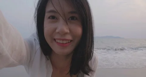 Selfie camera countdown timer with friends group young women jumping snapshot Stock Footage 125244649