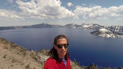 Selfie in front of Caldera Lake Stock-Footage 76660431