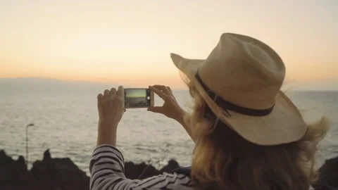 Selfie On Sunset Background 스톡 동영상 70530368