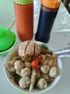 Semangkok bakso 库存照片