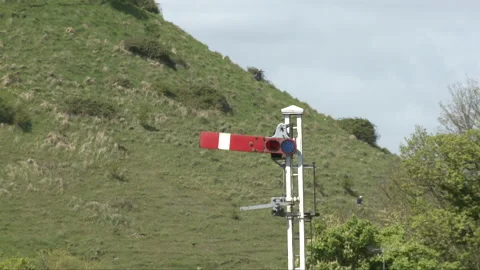 Semaphore Signal Moving Downwards Vídeo Stock 150648662