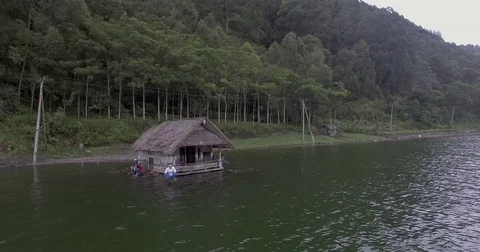 Semi-submerged house Stock-Footage 71827992