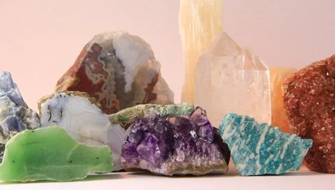 Semiprecious stones Stock Footage 2124672