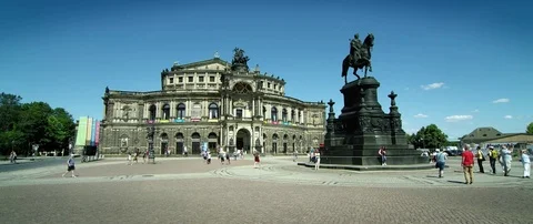 Semperoper, opera house (Saxon State Opera) (RED 5K ws 21:9) Vídeo Stock 80843062
