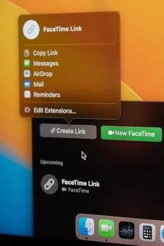 Sending Facetime link to make call Foto stock