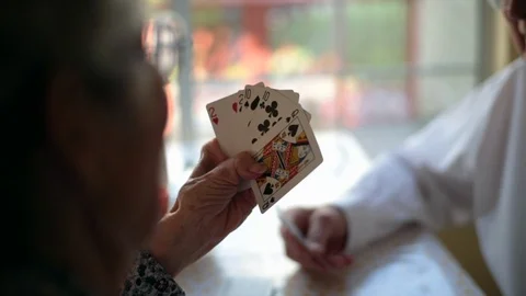 Senior couple playing cards. 스톡 동영상 88404361