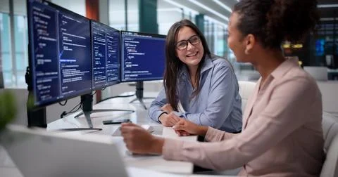 Senior Developer Mentorship Program: Solving Coding Errors With Junior Progra 写真素材