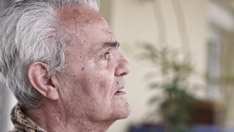 Senior Elderly Depressed Man , Close up Slow Motion Video 库存影片 105968881