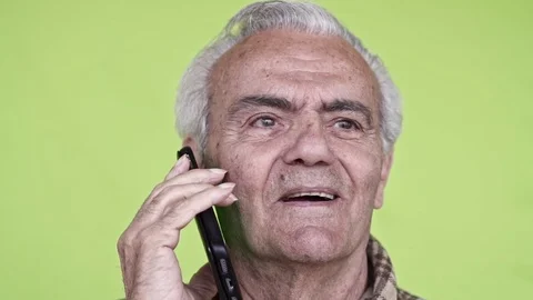 Senior Elderly Happy Man talking on smartphone, Close up Slow Motion Video 库存影片 105973100