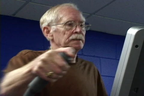 Senior On Elliptical Vidéo 618940
